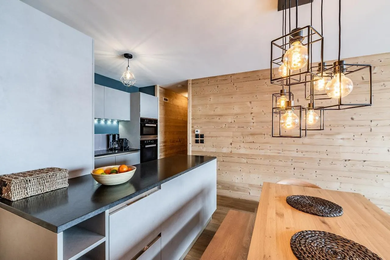 Apartment Wapa Alpe D'Huez - By Emerald Stay